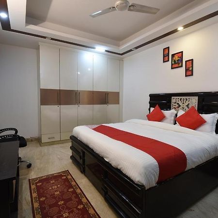 Golden Bed And Breakfast- High Quality Rooms In South Ex-1 D Block Nuova Delhi Esterno foto