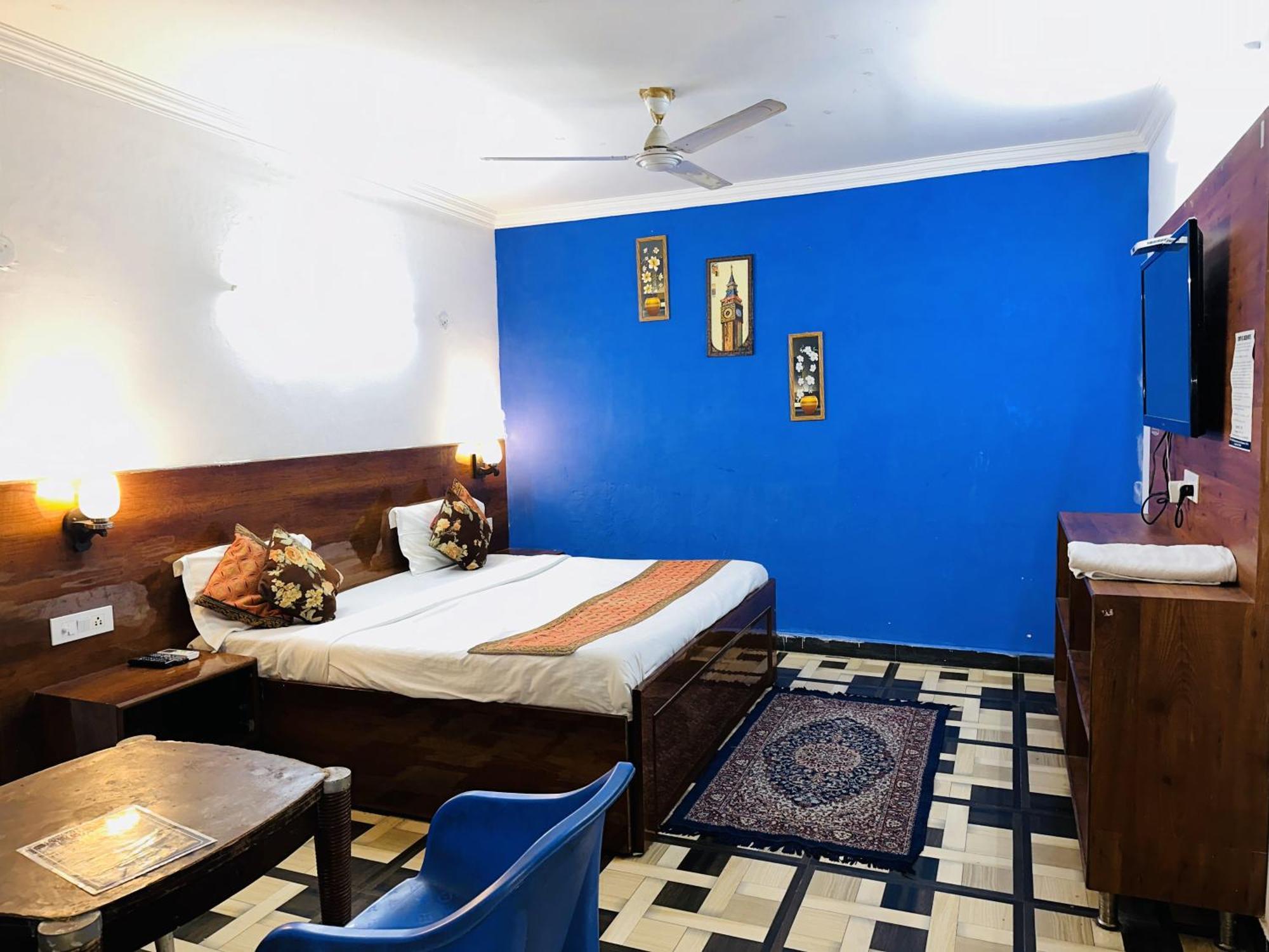 Golden Bed And Breakfast- High Quality Rooms In South Ex-1 D Block Nuova Delhi Esterno foto