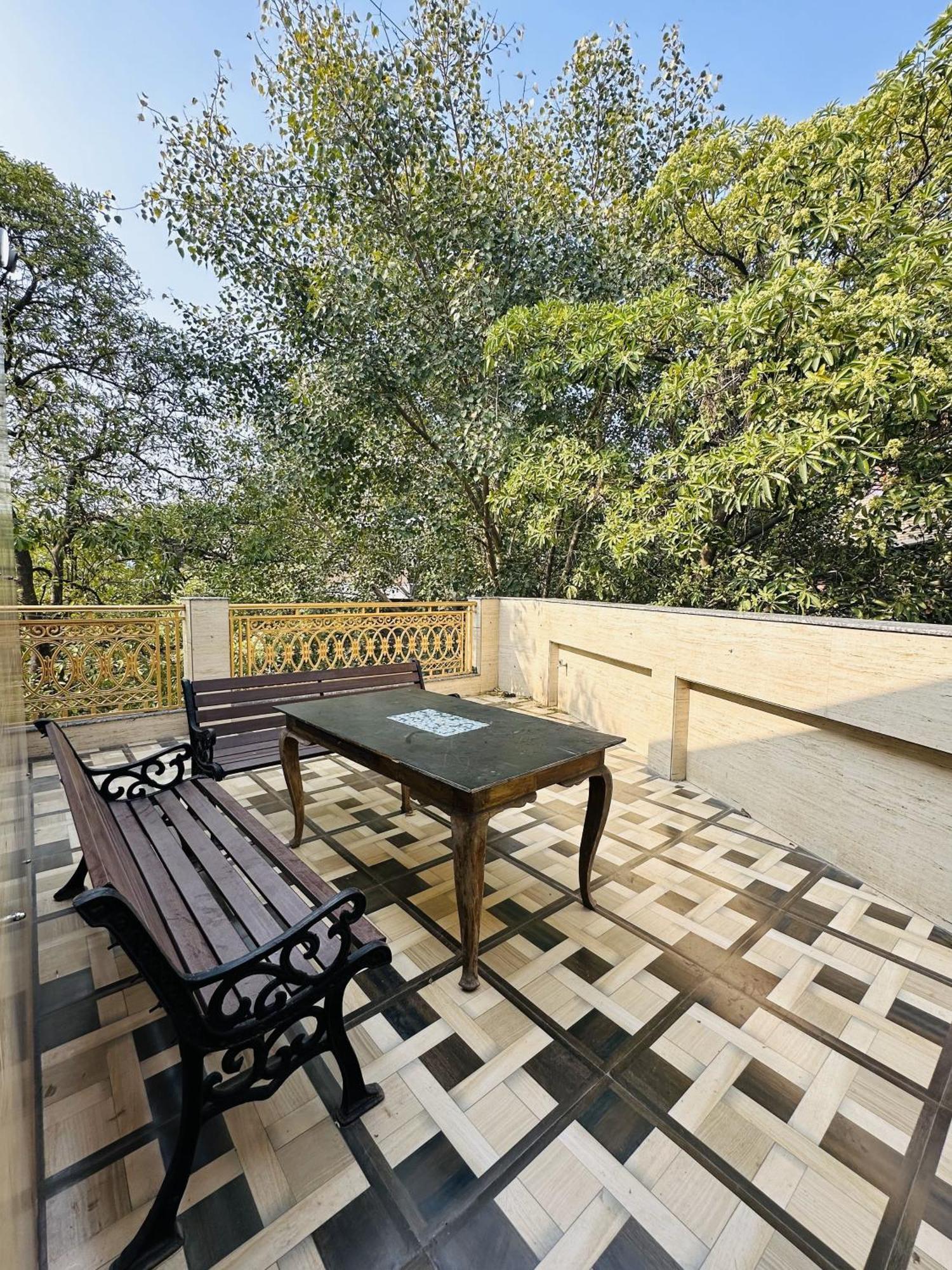 Golden Bed And Breakfast- High Quality Rooms In South Ex-1 D Block Nuova Delhi Esterno foto