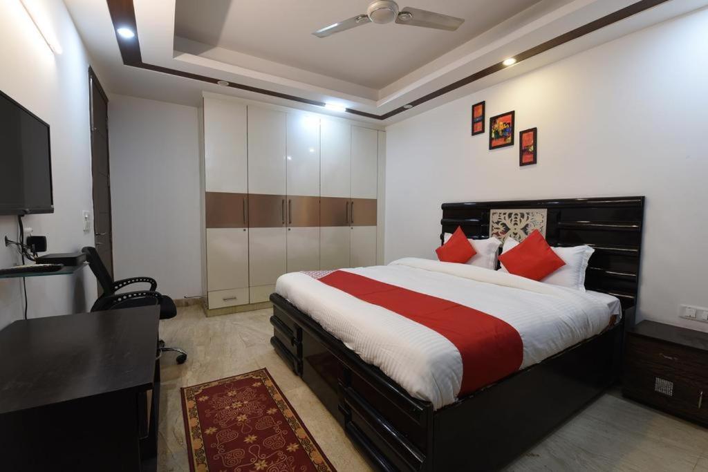 Golden Bed And Breakfast- High Quality Rooms In South Ex-1 D Block Nuova Delhi Esterno foto